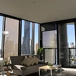 Spectacular Views Of Cbd By Fv With Free Car Park Apartment *
