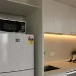 Spectacular Views Of Cbd By Fv With Free Car Park Apartment