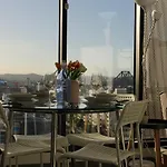 Apartment Spectacular Views Of Cbd By Fv With Free Car Park