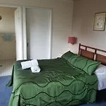 Raceways Motel