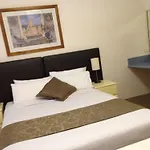 Toowong & 3* Brisbane