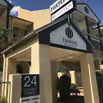 Toowong & 3*