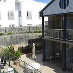 Toowong & Aparthotel
