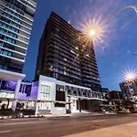 Minimalist & Warming Apt - Close To Cbd And Valley