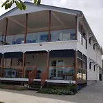 Sustainable B&B By The Bay