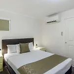 Aparthotel Toowong & 3*