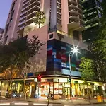 Sky River Cbd Apartment
