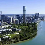 Luxury City View Apartment Brisbane City