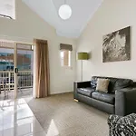 Quest On Story Bridge