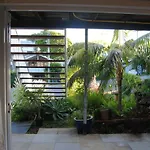 Victoria 53