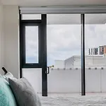 Apartment Arena Convenient 2 Bedroom Brisbane