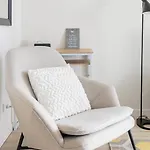 Arena Convenient 2 Bedroom *