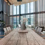 Brisbane One 3 Beds Apartments