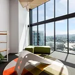 Brisbane One 3 Beds Apartments