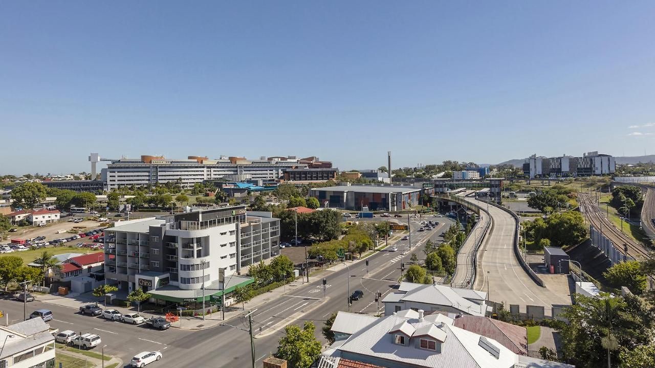 Oaks Woolloongabba