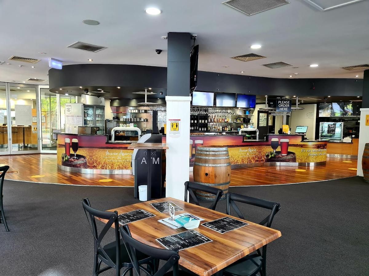 Hotel Tower Mill 4*