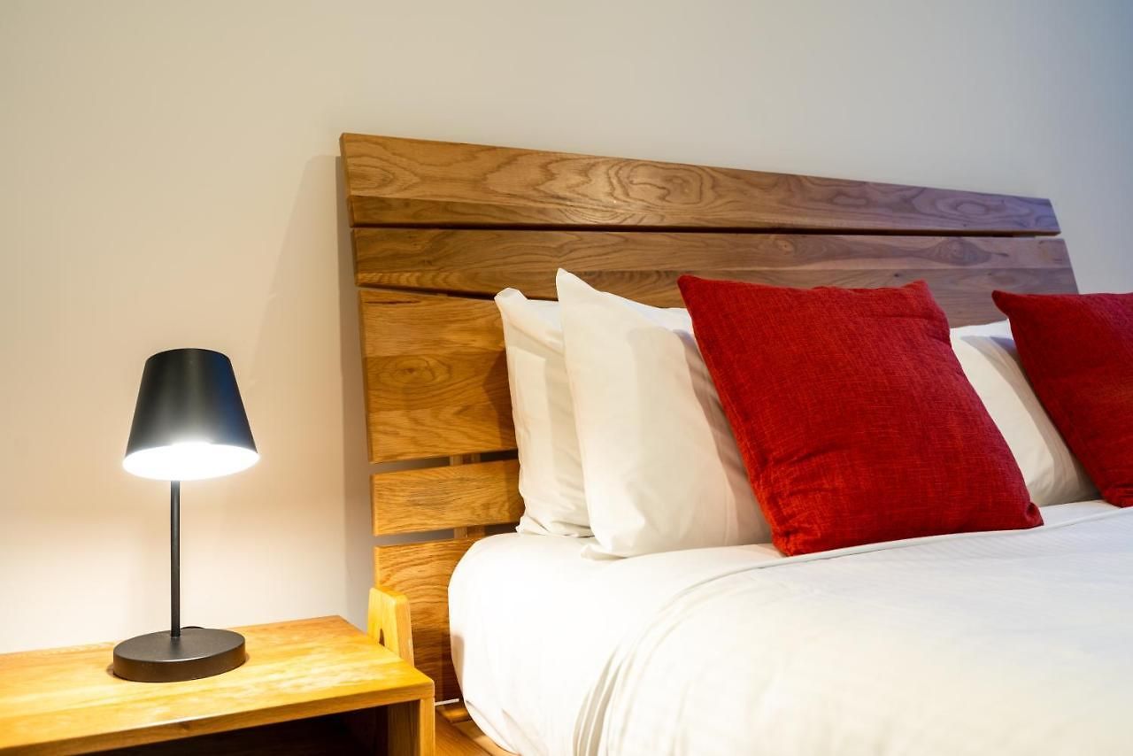 Opera South Aparthotel 5*