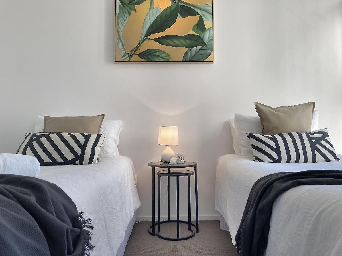 Apartment Amazing River View - 3 Bedroom - Cbd - Netflix - Fast Wifi - Carpark Brisbane
