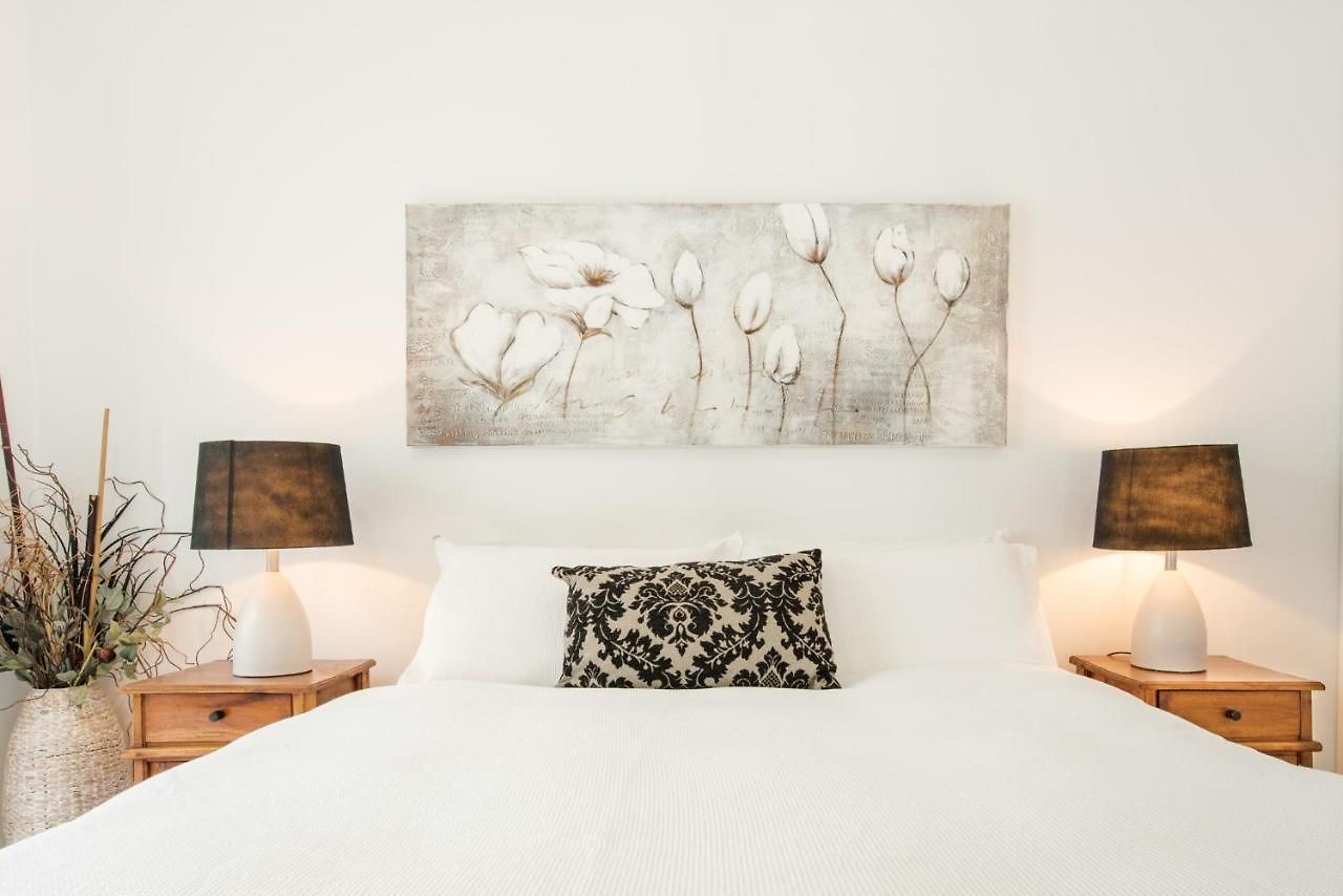 Immaculate Close To And Airport Brisbane