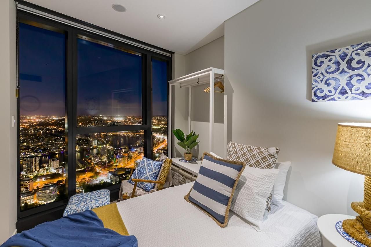 Apartment Hamptons Retreat On Level 77 In Skytower