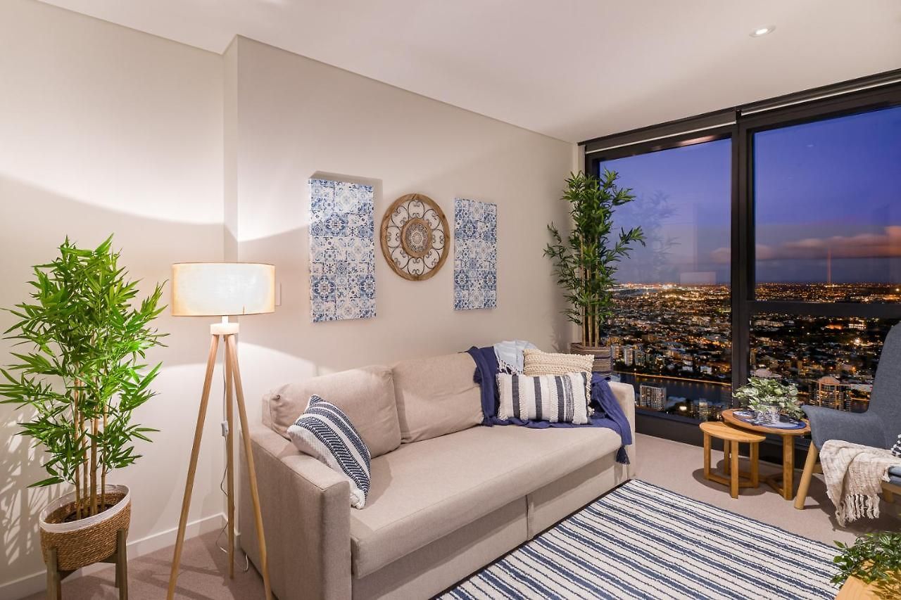 Apartment Hamptons Retreat On Level 77 In Skytower Brisbane