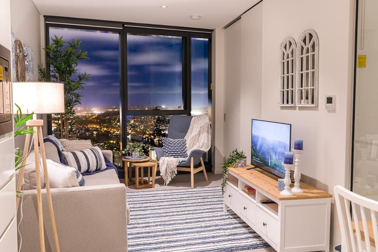 Apartment Hamptons Retreat On Level 77 In Skytower