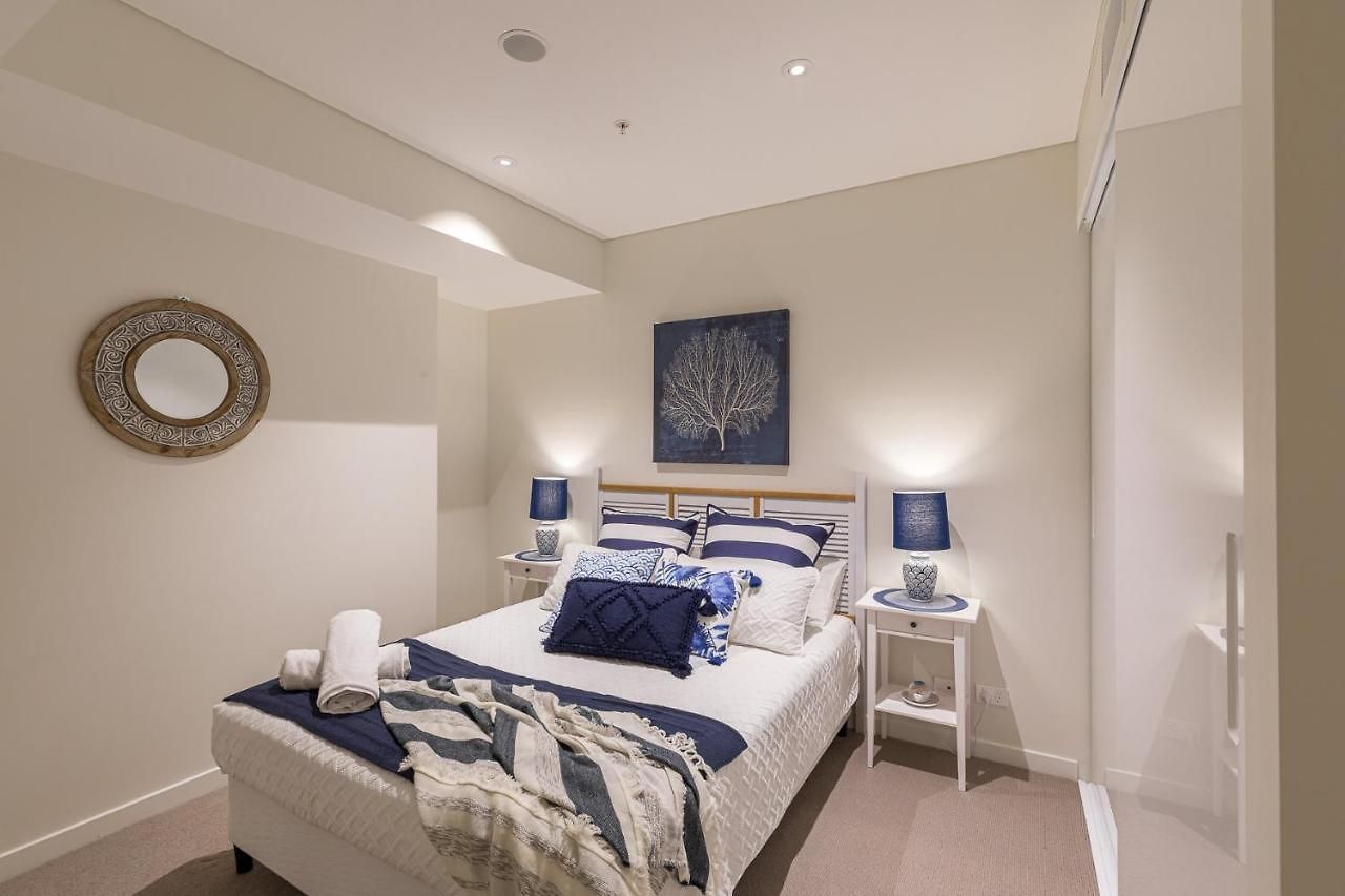 Apartment Hamptons Retreat On Level 77 In Skytower *