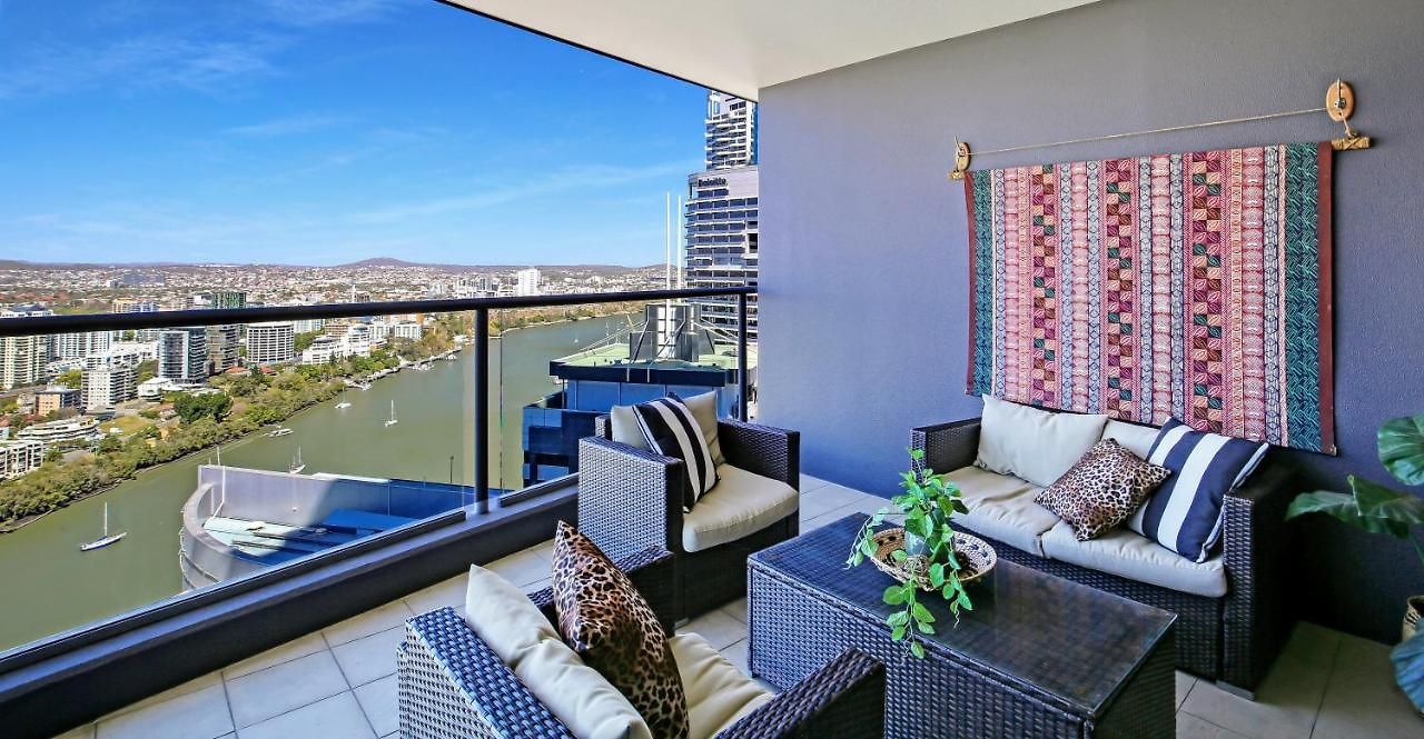 Apartment African Escape On Level 38