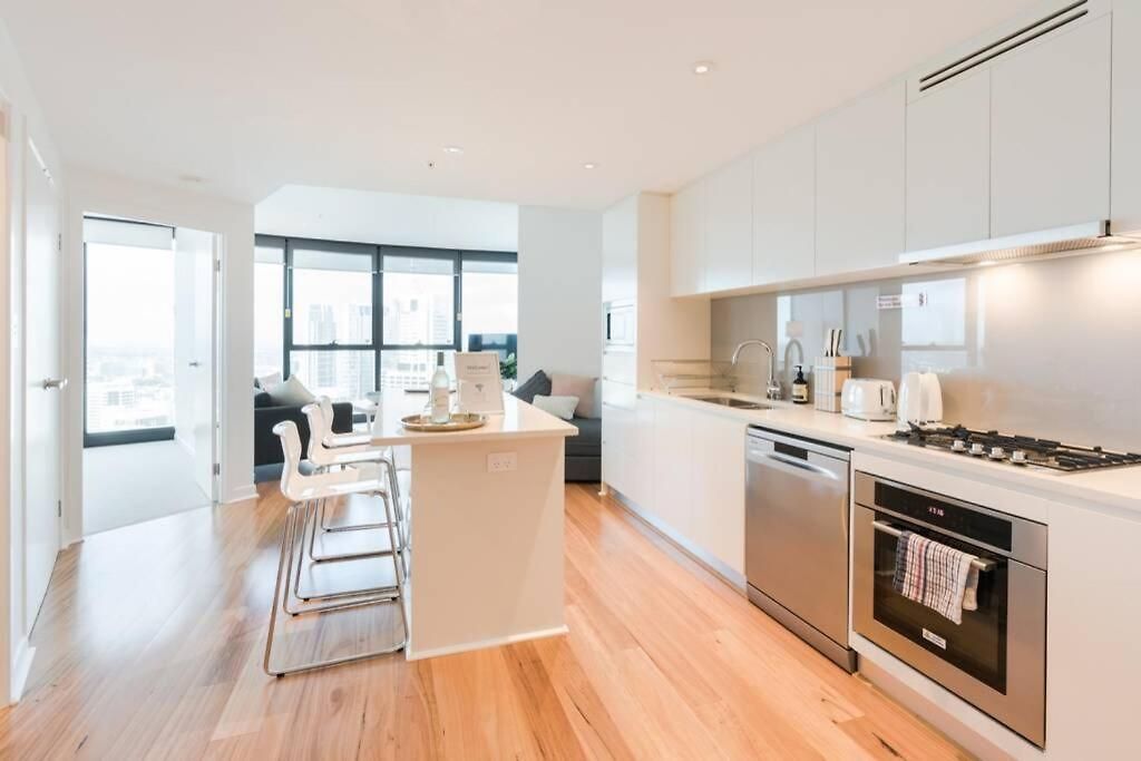Apartment Lvl 57 Skytower Breathtaking Views Cbd Wifi Carpark By Stylish Brisbane