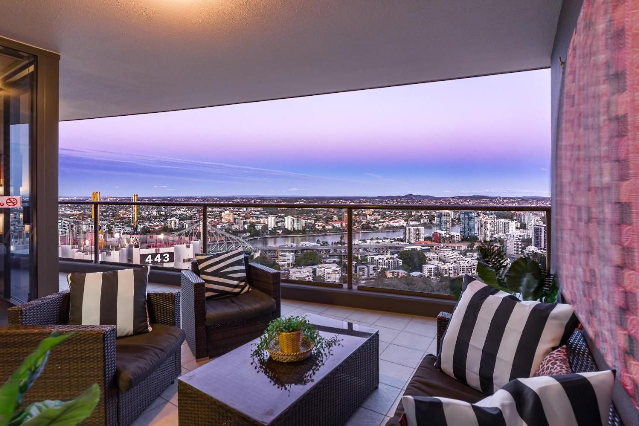 African Escape On Level 38 Brisbane