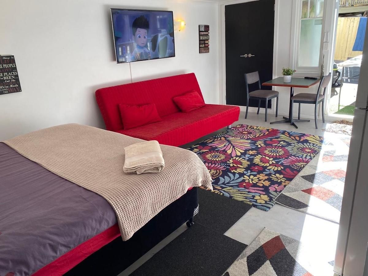 Guest house Cosy Units Convenient Fit All Needs