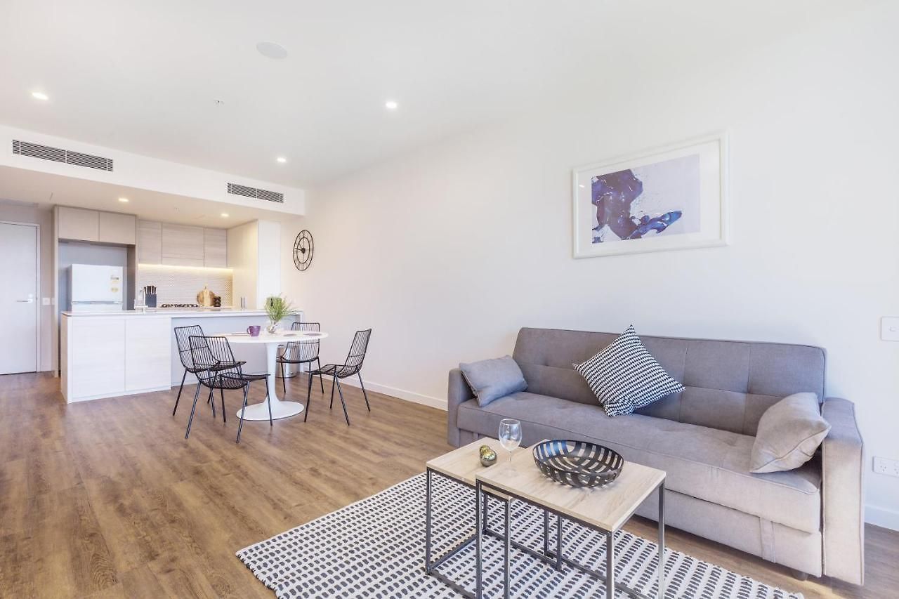 Apartment Kozyguru South Luxury River View 2 Bed + Free Parking Qsb038 *