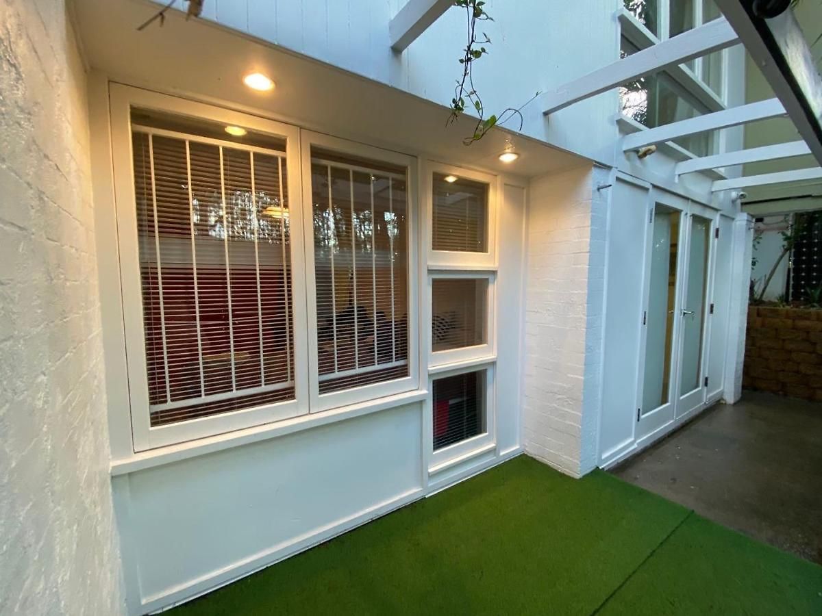 Cosy Units Convenient Fit All Needs Brisbane
