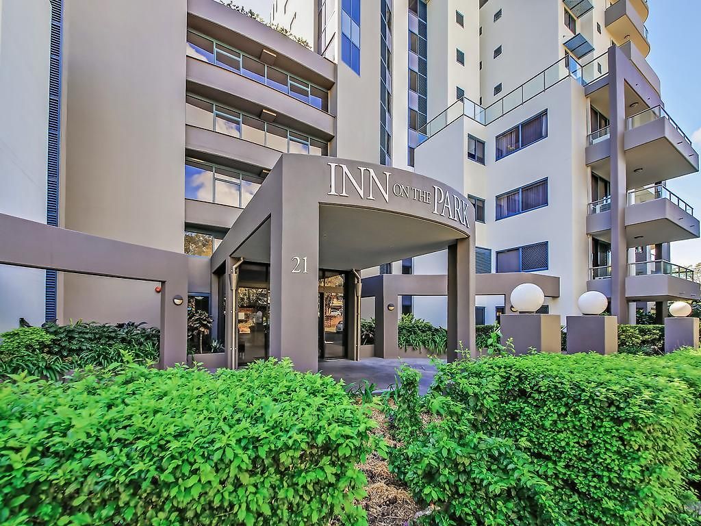 On The Park Aparthotel 5*