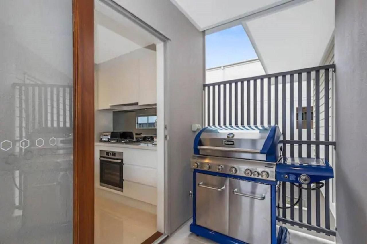 Park Avenue Luxe 1Br - 4Km To City, Outdoor Bbq Apartment