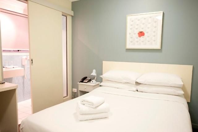 Motel Snooze 3*