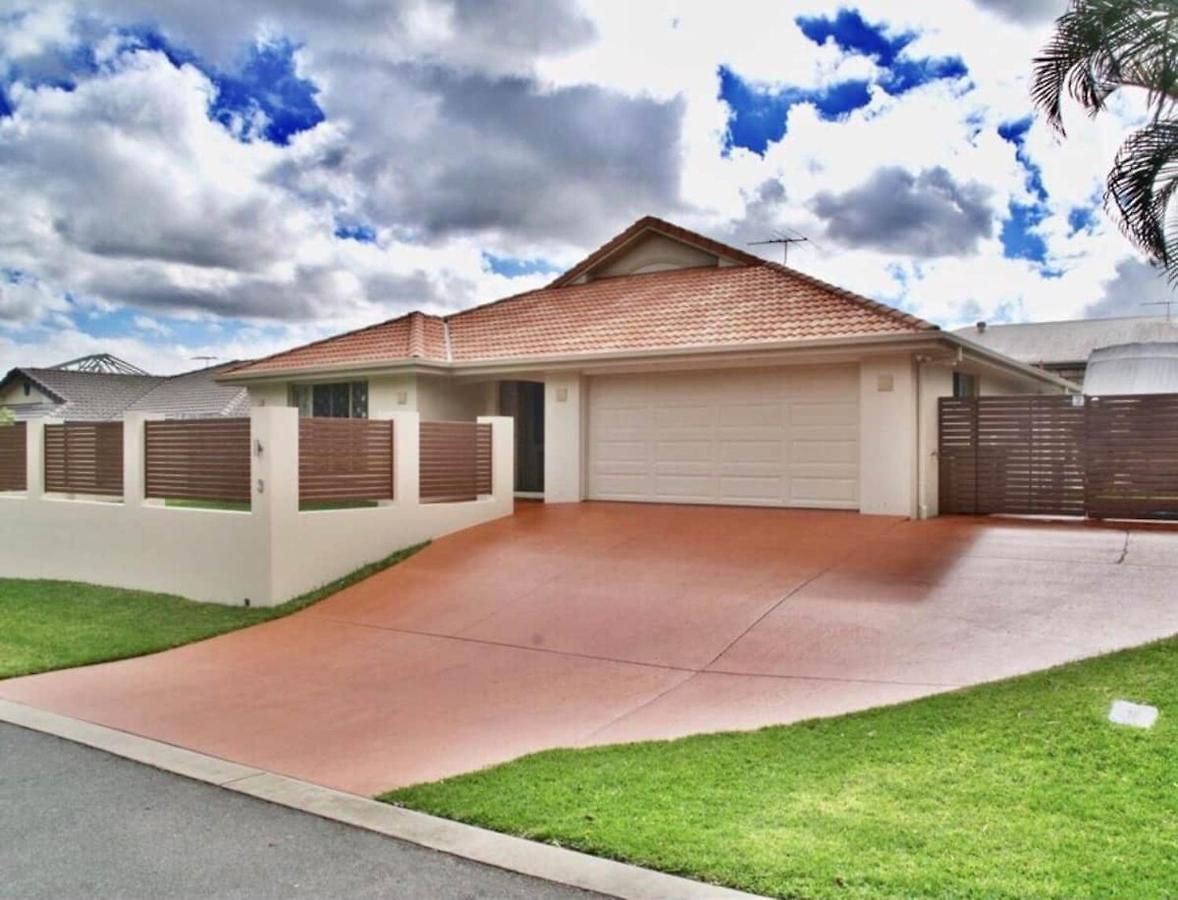 Immaculate House, Indulgent Living! Holiday home