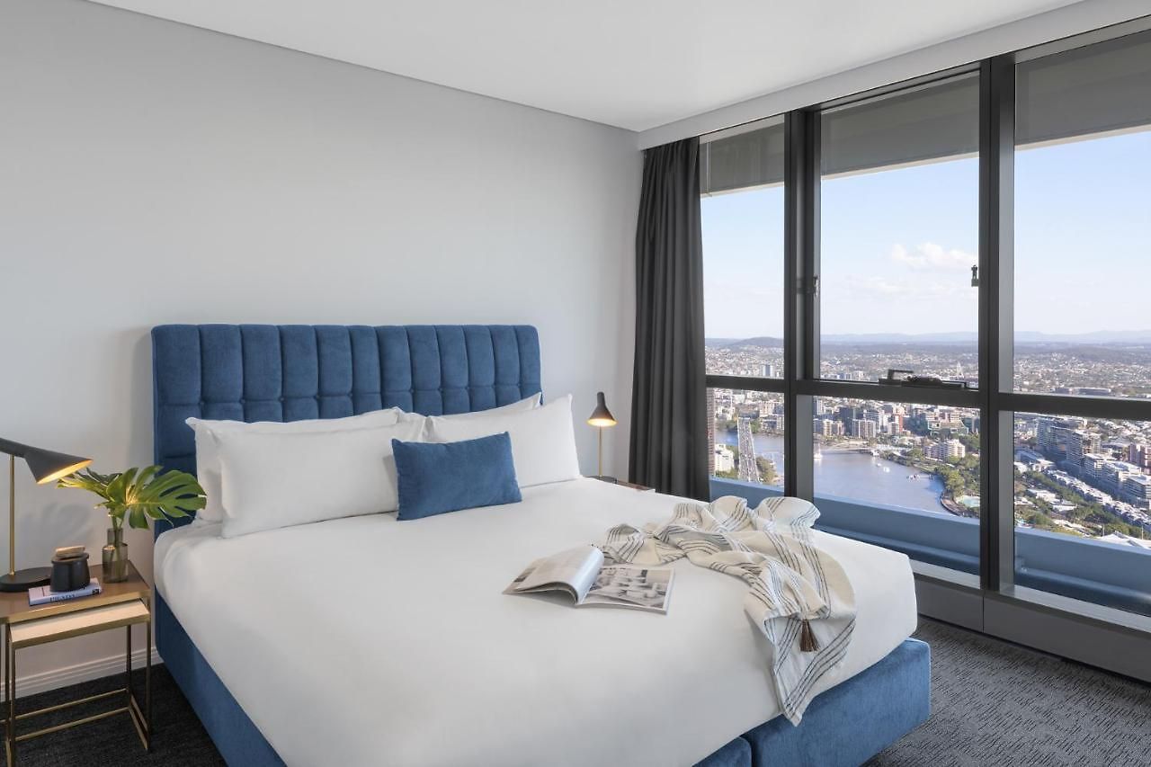 Meriton Herschel Street, 5* Brisbane