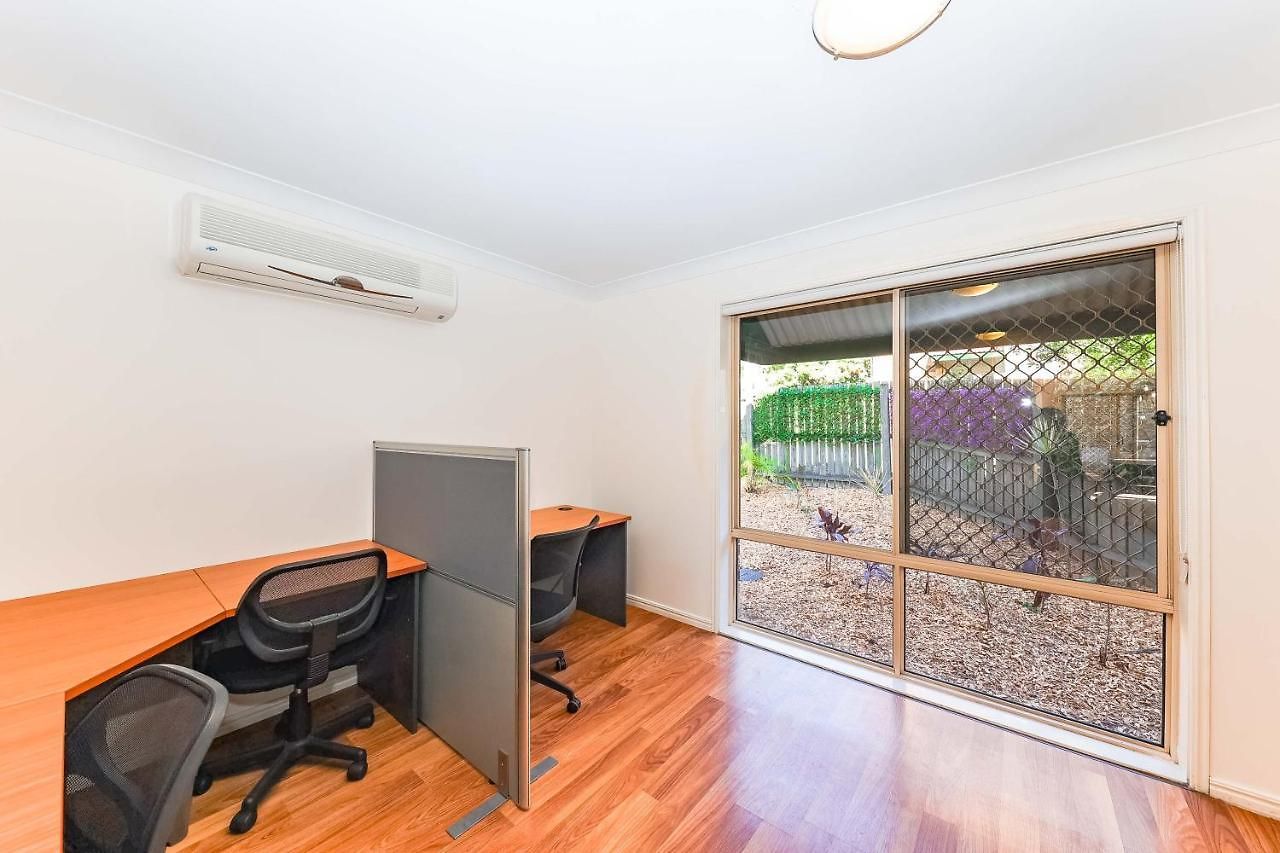 Eight Mile Plains Business Or Holiday Like Home Guest house