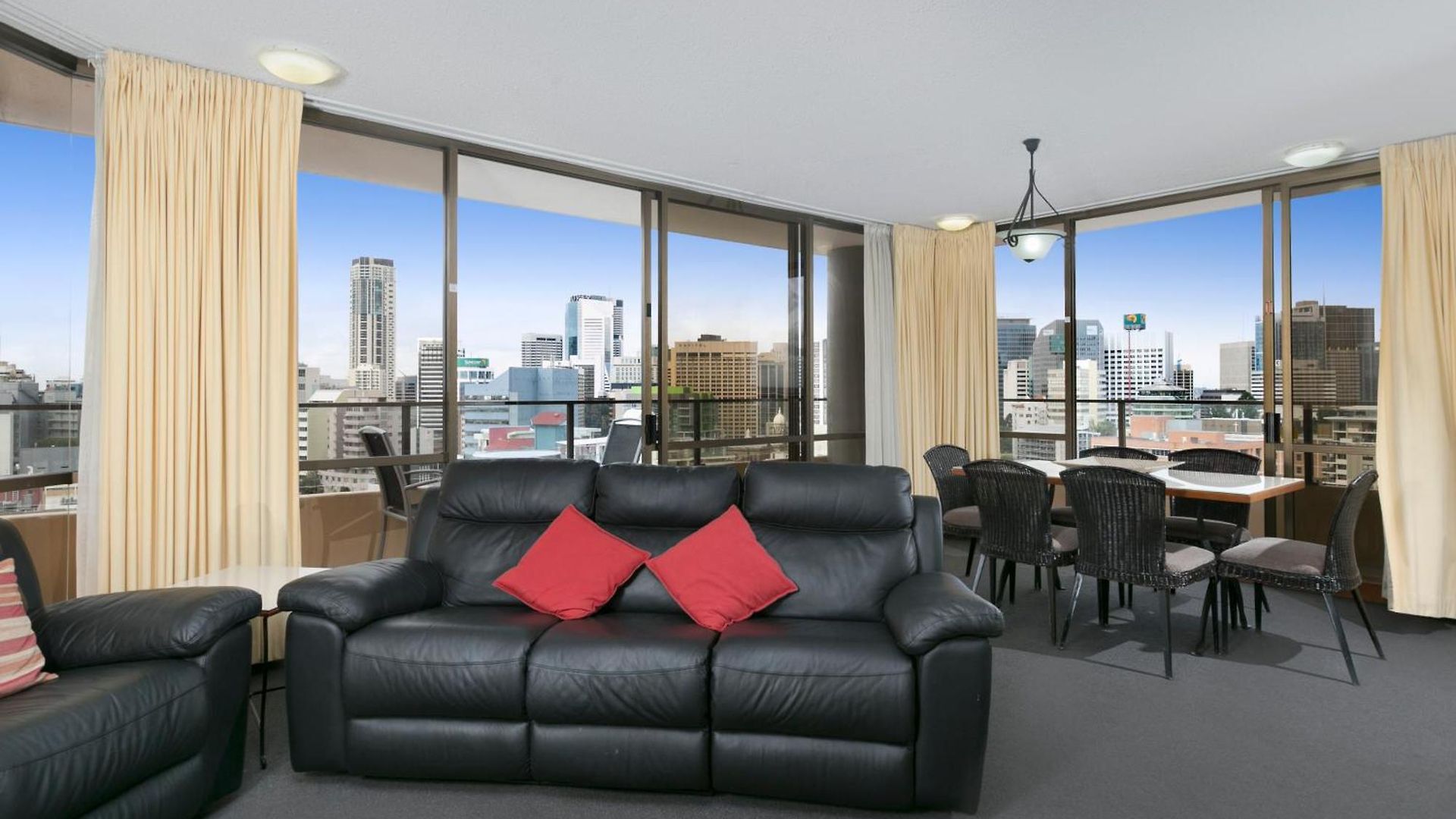 Summit Aparthotel