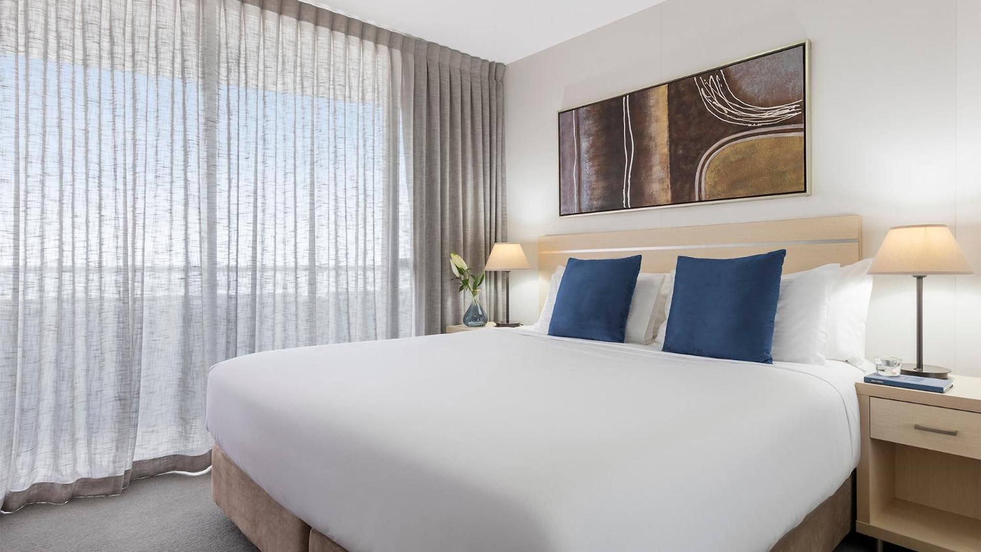 Oaks Aurora Aparthotel 4*