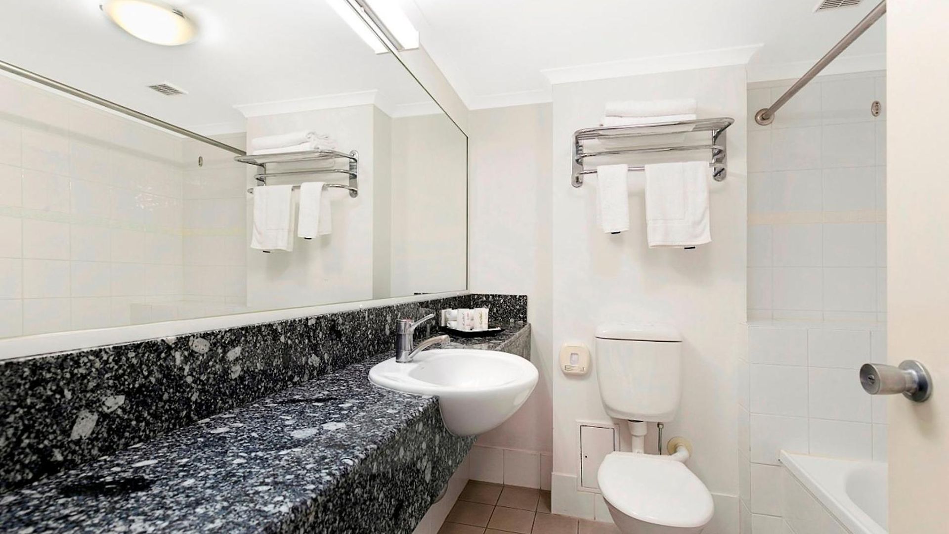 The Wellington Aparthotel 4*