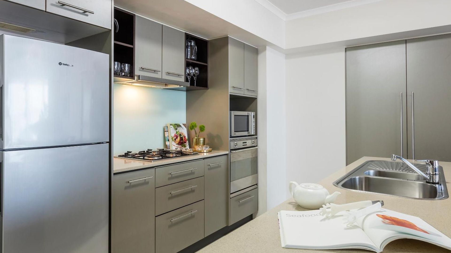 Oaks River Aparthotel Brisbane
