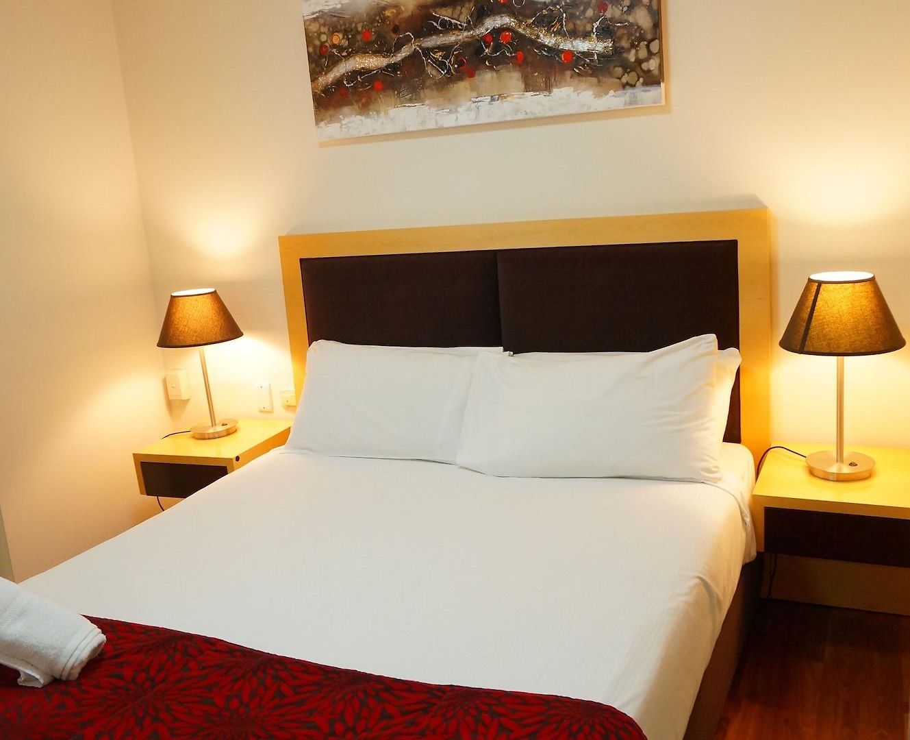 Abbey On Roma & Aparthotel