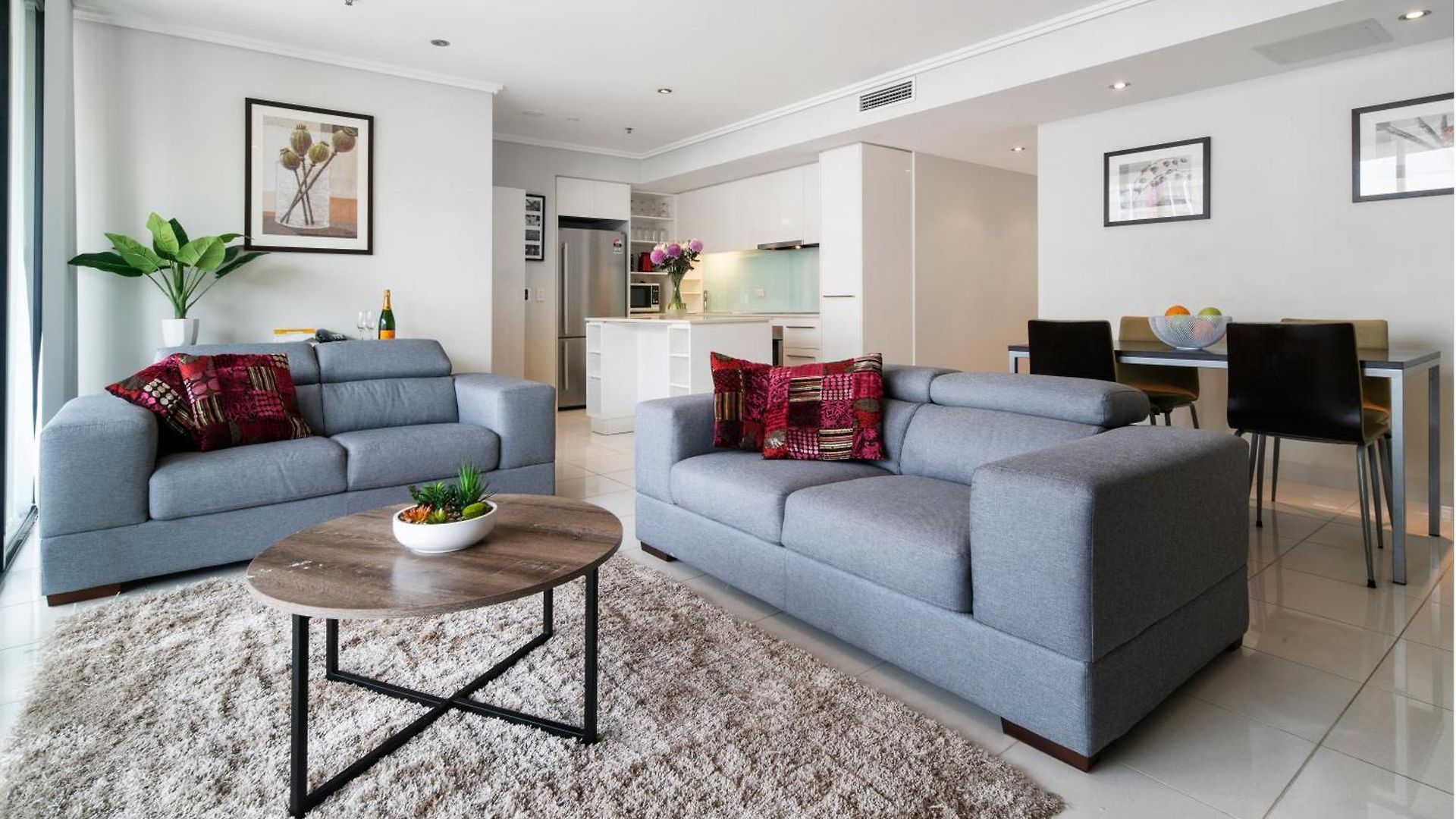 Quest River Park Aparthotel 5*