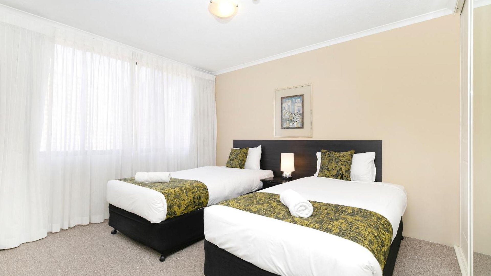 The Astor 4*