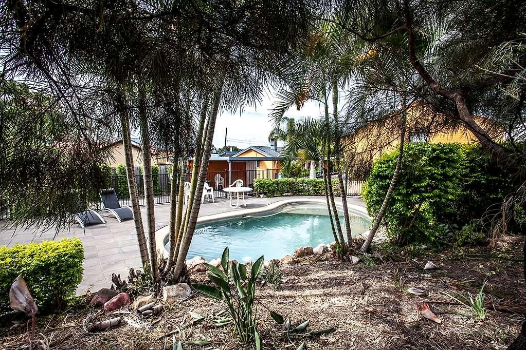 Motel Darra & Conference Centre 4*