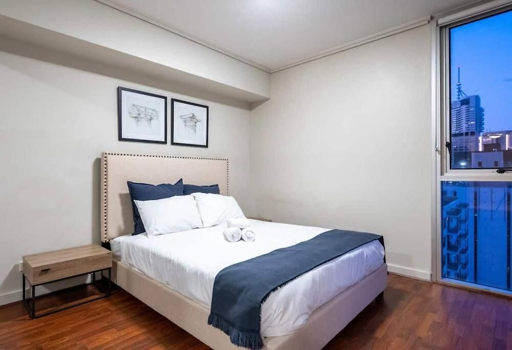 Spacious 3 Bed City Apt With Car Park, Pool & Gym Apartment *