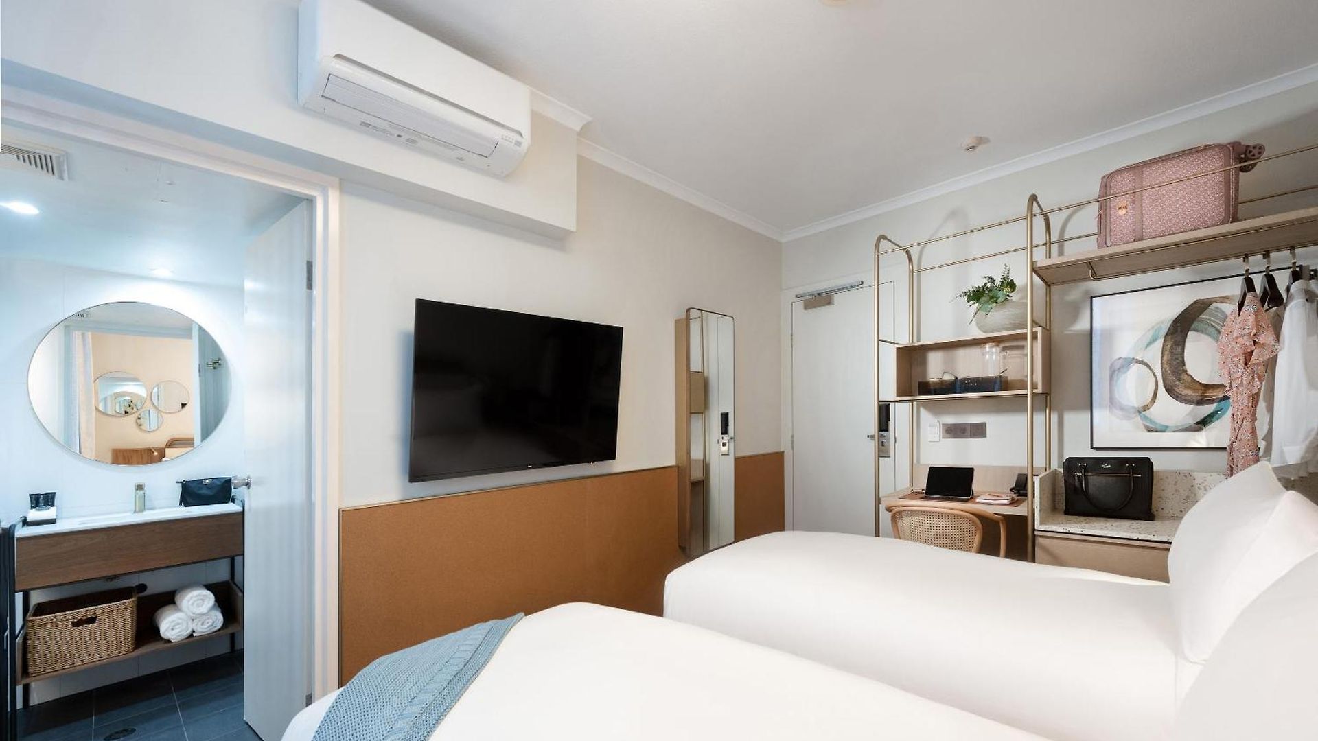Mantra Terrace 4*