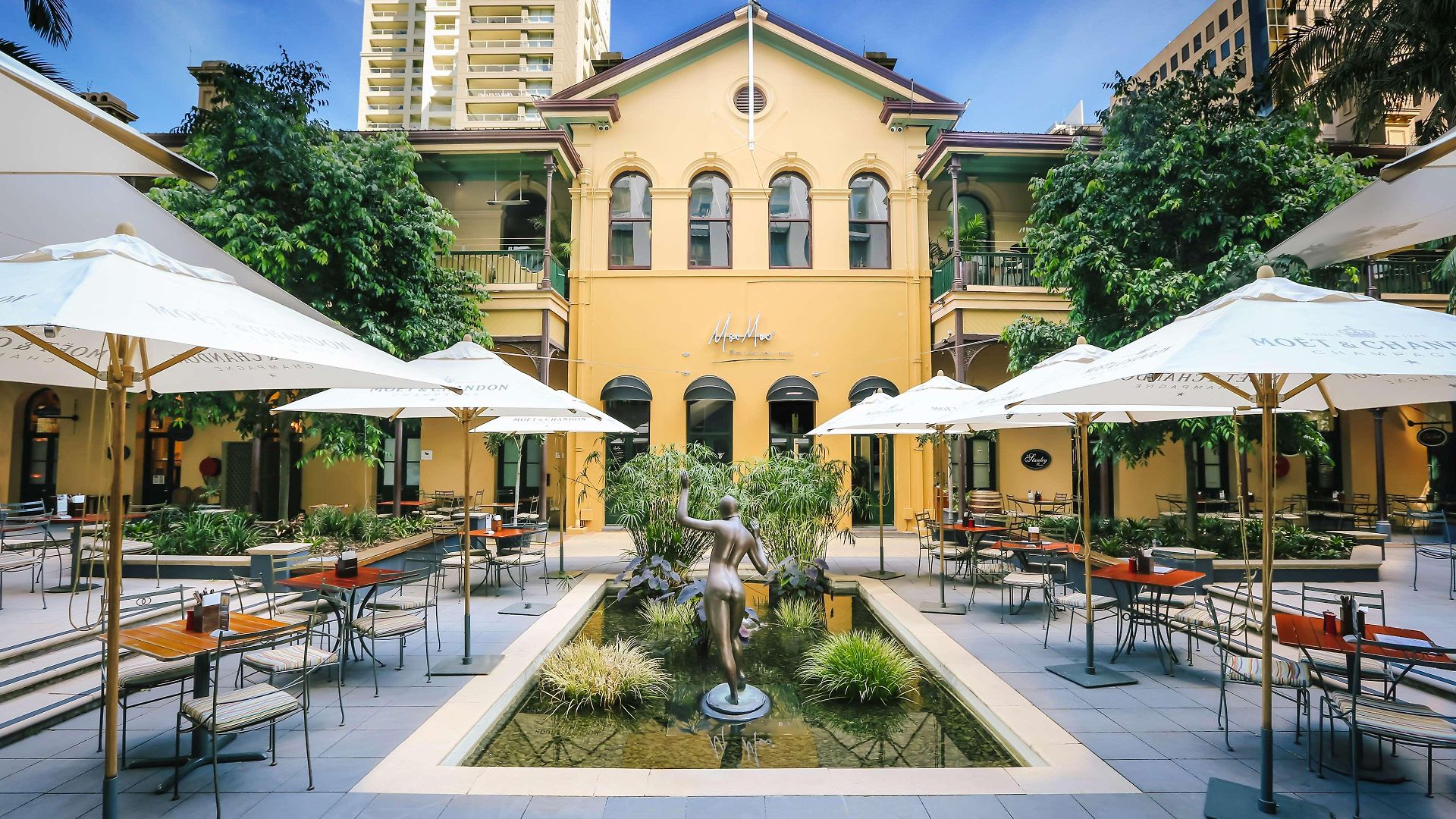 Stamford Plaza Hotel
